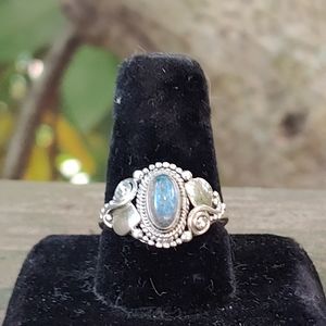 Labradorite and Sterling Silver Ring